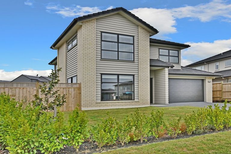Photo of property in 7 Kuhanui Drive, Karaka, Papakura, 2113