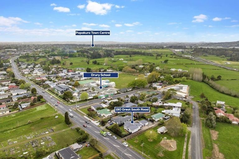 Photo of property in 190 Great South Road, Drury, 2113