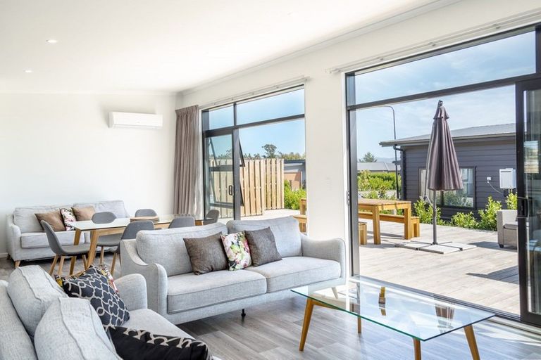 Photo of property in 47 Burgundy Drive, Martinborough, 5711