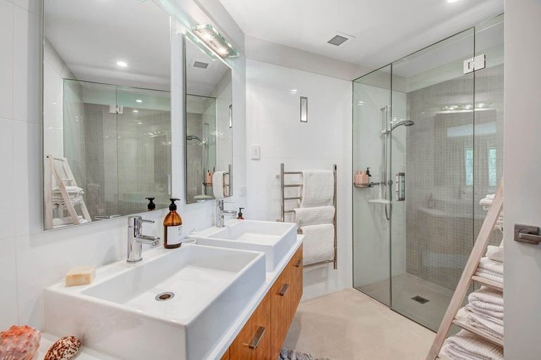 Photo of property in 19 Little Compton Mews, Snells Beach, 0920