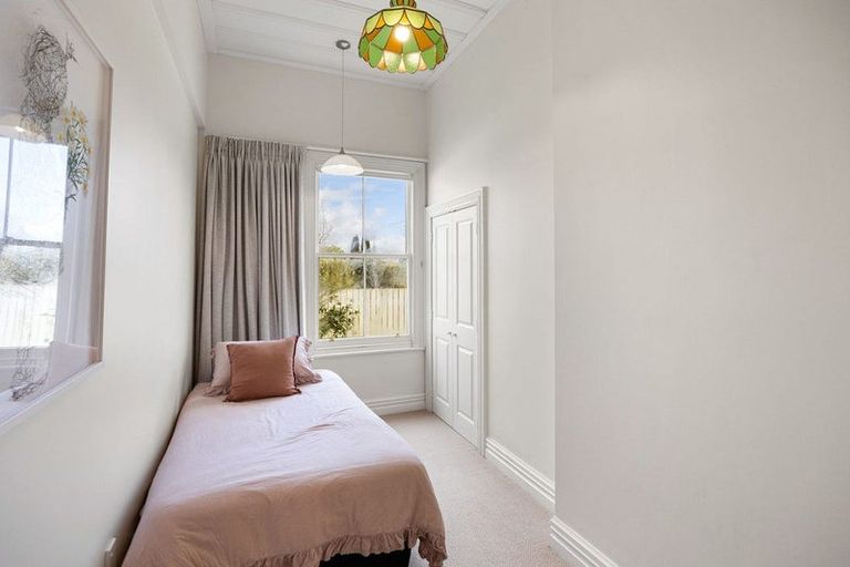 Photo of property in 32 Alpha Street, Cambridge, 3434