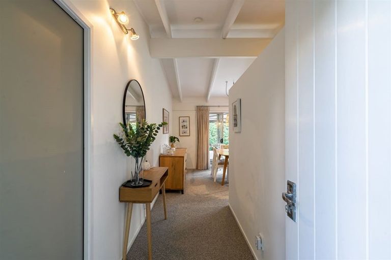 Photo of property in 1/52 Norwood Road, Bayswater, Auckland, 0622