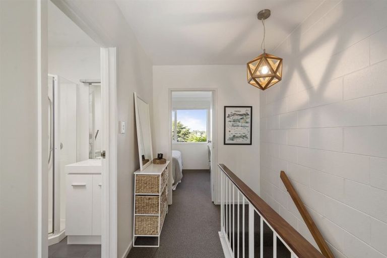 Photo of property in 4/72 Kitchener Road, Milford, Auckland, 0620