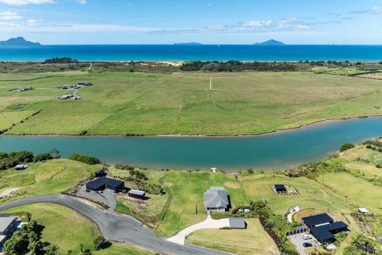 Photo of property in 92 Flagstaff Terrace, Waipu, 0582