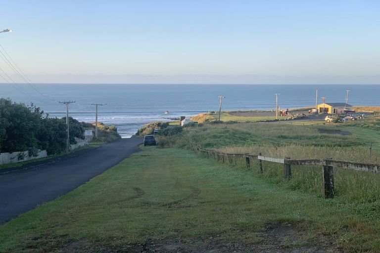 Photo of property in 20a Hira Street, Ohawe, Hawera, 4671