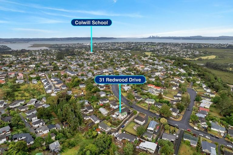 Photo of property in 31 Redwood Drive, Massey, Auckland, 0614