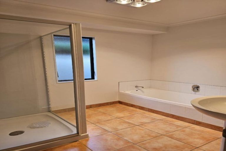Photo of property in 13 Olive Grove, Havelock North, 4130