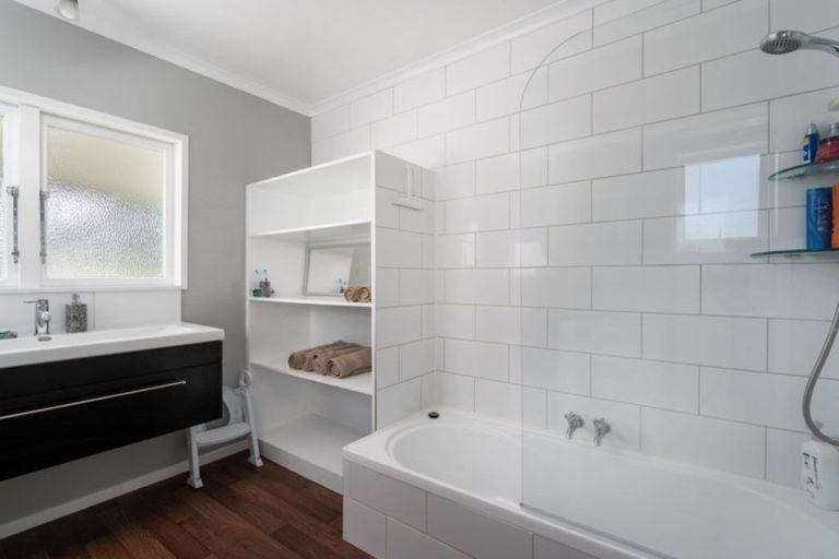 Photo of property in 2/57 Hinemoa Avenue, Taupo, 3330