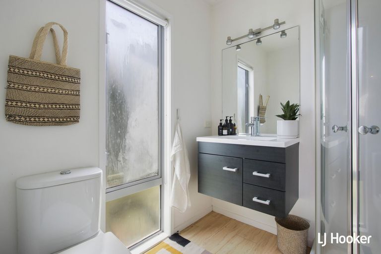 Photo of property in 22 Surfers Avenue, Waihi Beach, 3611