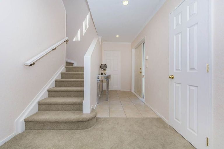 Photo of property in 54b Santa Ana Drive, Dannemora, Auckland, 2016