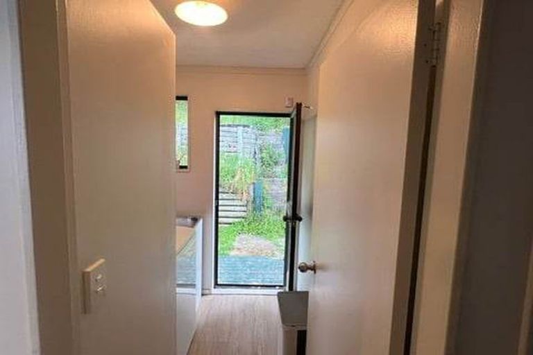 Photo of property in 14 Penguin Grove, Waitangirua, Porirua, 5024