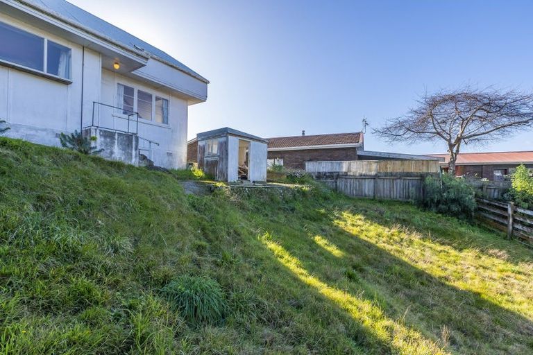 Photo of property in 12 Kahu Road, Otaihanga, Paraparaumu, 5036