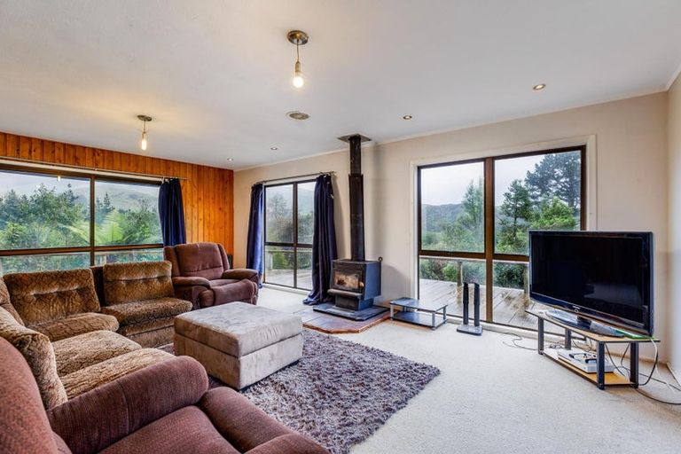 Photo of property in 318 Putara Road, Eketahuna, 4994