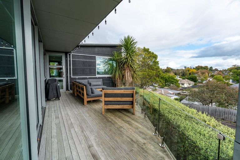 Photo of property in 34b Banbury Crescent, Fairfield, Hamilton, 3214