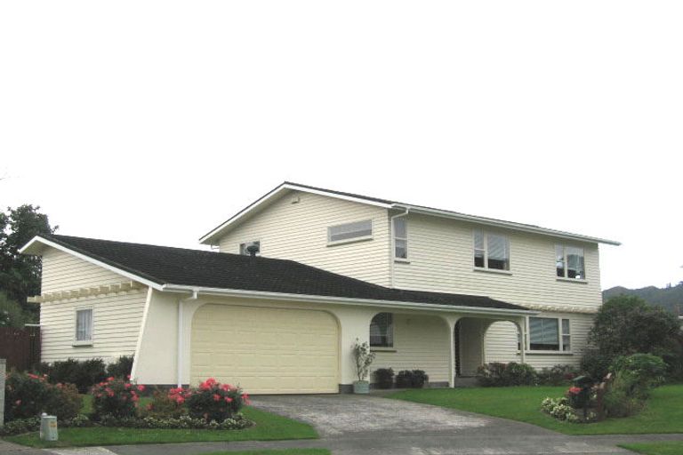 Photo of property in 7 Earlston Grove, Avalon, Lower Hutt, 5011