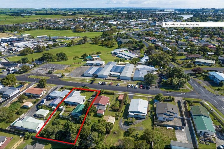 Photo of property in 21 France Street, Waiuku, 2123