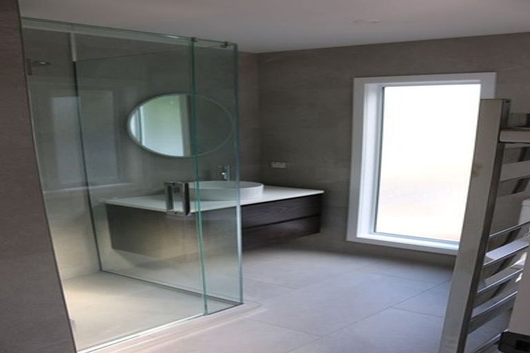 Photo of property in 87 Grant Road, Thorndon, Wellington, 6011