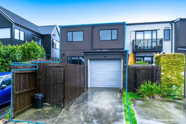 Photo of property in 35 Mapou Road, Hobsonville, Auckland, 0616