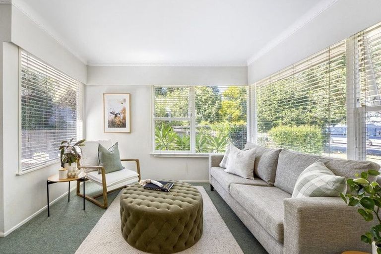 Photo of property in 1/153 Shakespeare Road, Milford, Auckland, 0620