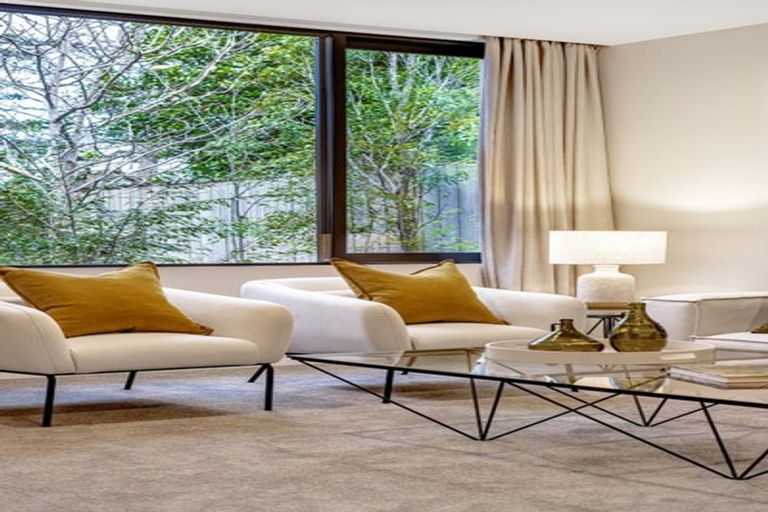 Photo of property in 106a Godden Crescent, Mission Bay, Auckland, 1071