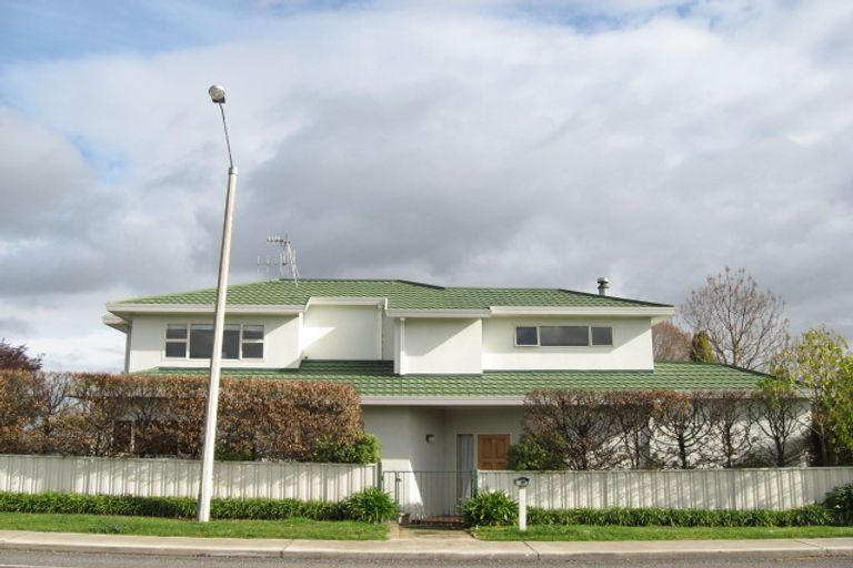 Photo of property in 15 Brookvale Road, Havelock North, 4130