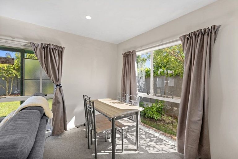 Photo of property in 162a Harewood Road, Papanui, Christchurch, 8053