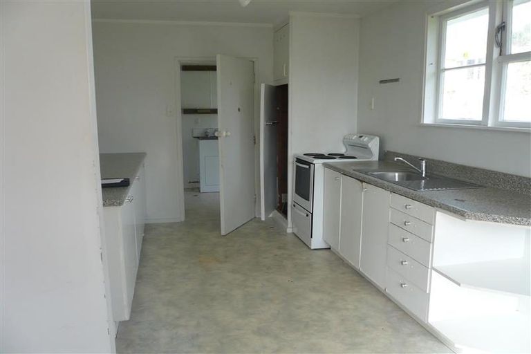 Photo of property in 8 Nutsey Avenue, Northcote, Auckland, 0627