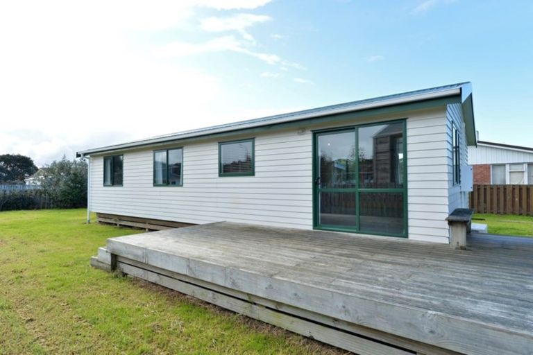 Photo of property in 5 Taotahi Walk, Ruakaka, 0116