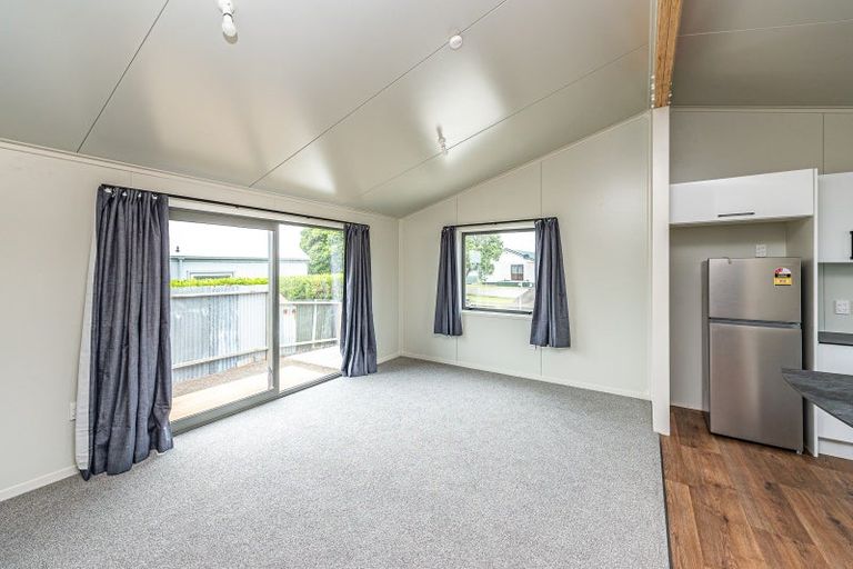 Photo of property in 19 Karewa Street, Castlecliff, Wanganui, 4501