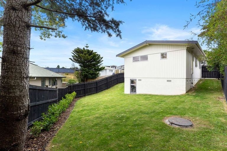 Photo of property in 7d Yeoman Place, Howick, Auckland, 2014