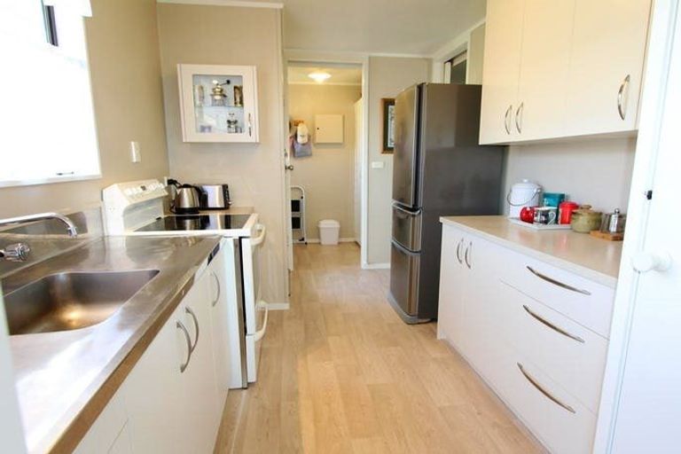 Photo of property in 6 Wairoa Place, Tokoroa, 3420