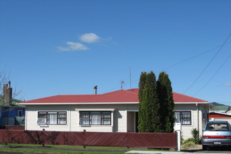 Photo of property in 150 Hakanoa Street, Huntly, 3700