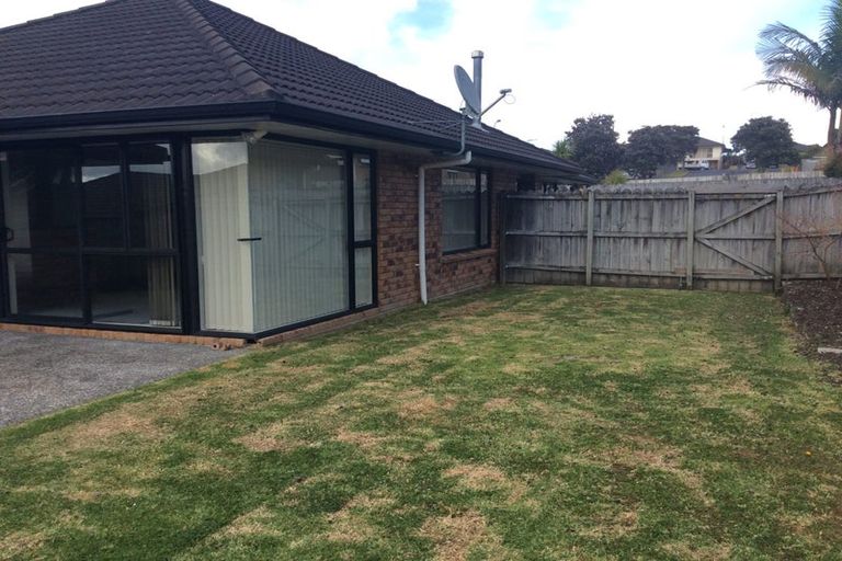 Photo of property in 14 Nanleen Rise, Manurewa, Auckland, 2105