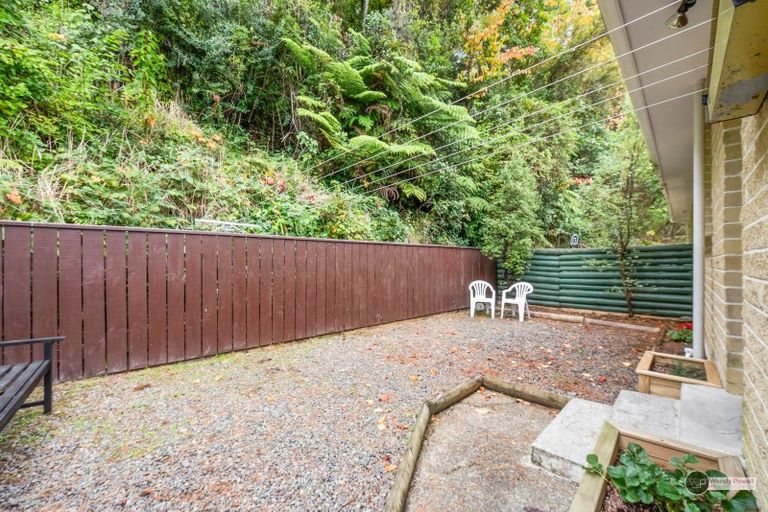 Photo of property in 28 Deller Grove, Silverstream, Upper Hutt, 5019