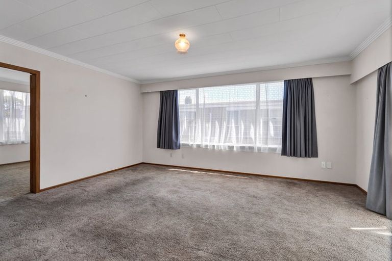 Photo of property in 2/56 Young Street, New Plymouth, 4310