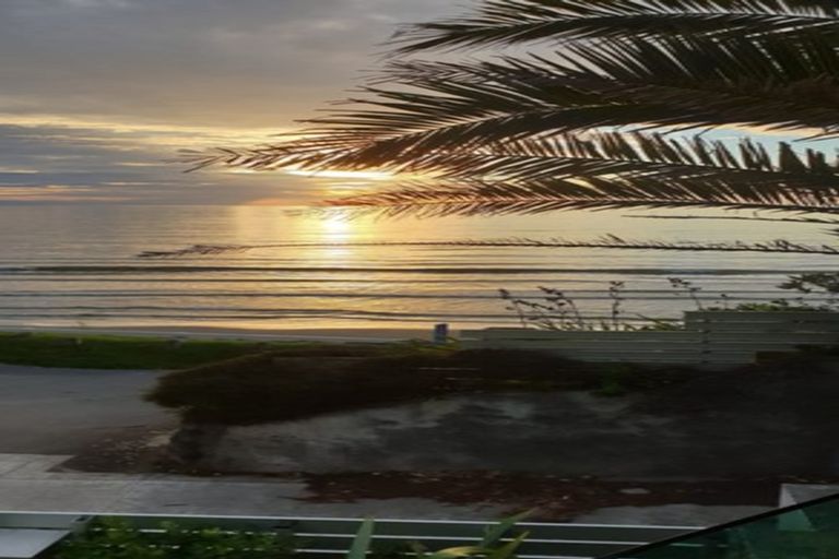 Photo of property in 6 The Esplanade, Raumati South, Paraparaumu, 5032