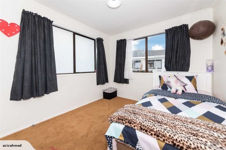 Photo of property in 23 Armada Drive, Ranui, Auckland, 0612