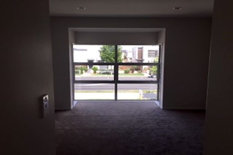 Photo of property in 189 Porchester Road, Takanini, 2112