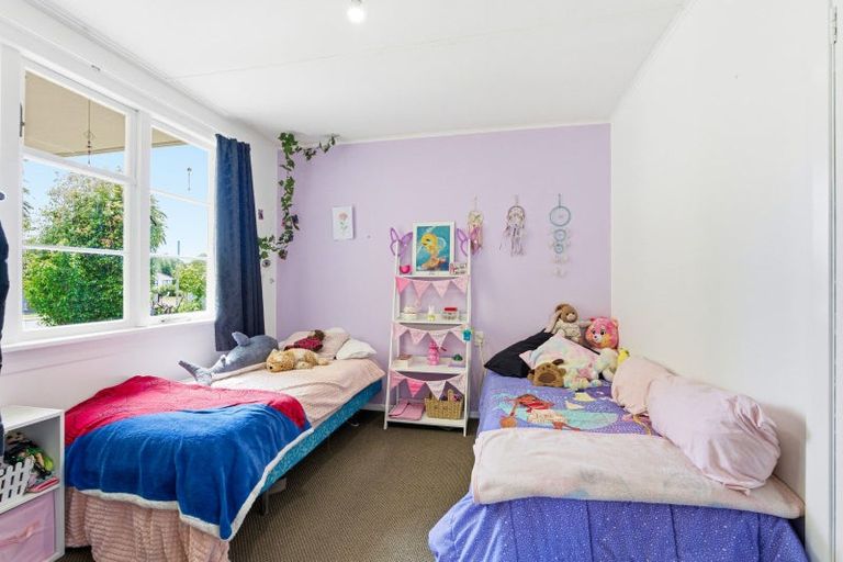 Photo of property in 47 Tararua Street, Pahiatua, 4910