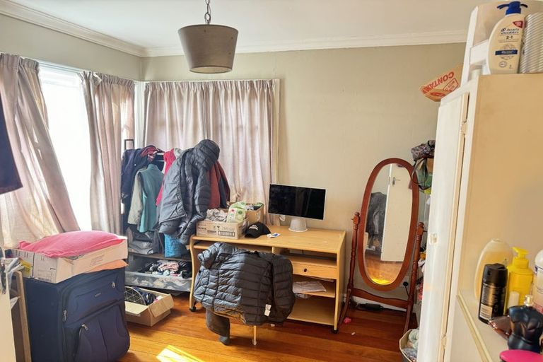 Photo of property in 72 Seddon Street, Takaro, Palmerston North, 4412