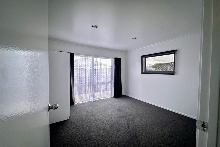 Photo of property in 18 Bolton Place, Otara, Auckland, 2023