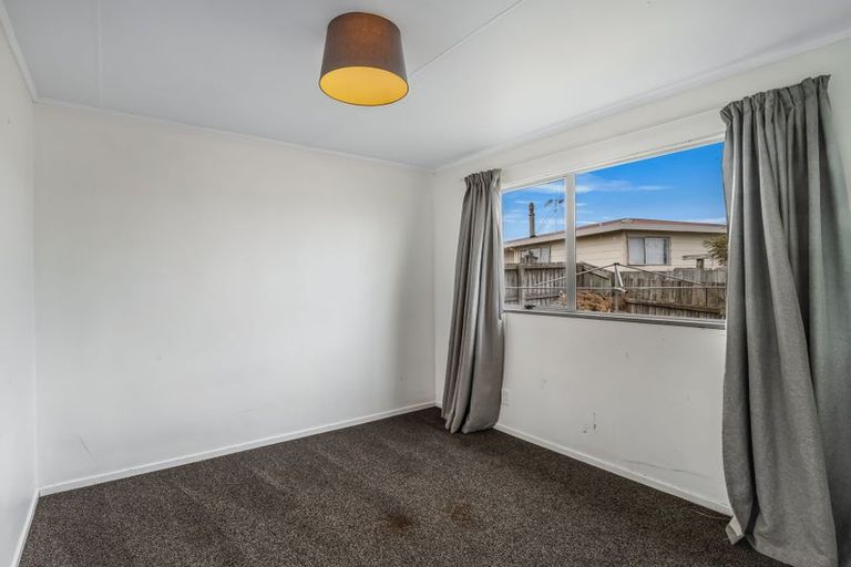 Photo of property in 10 Tainui Street, Castlecliff, Whanganui, 4501