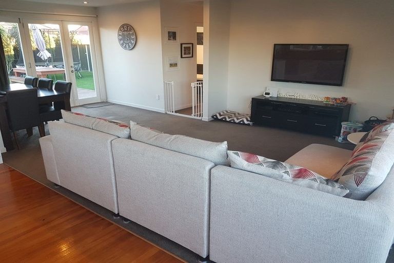 Photo of property in 11 Saint Ives Street, Harewood, Christchurch, 8051