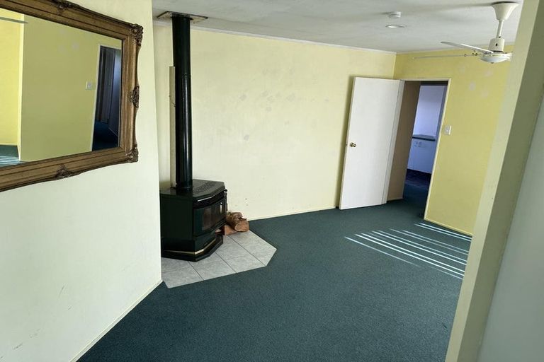 Photo of property in 44 Otaraoa Road, Motunui, Waitara, 4383