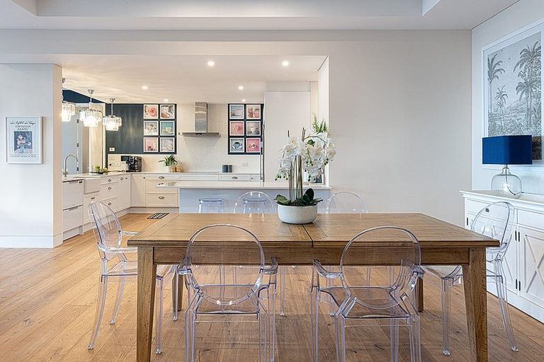 Photo of property in 2/214a Lake Road, Hauraki, Auckland, 0622