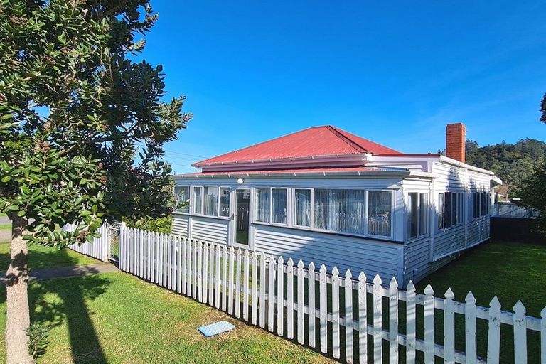 Photo of property in 1381 Rings Road, Coromandel, 3506