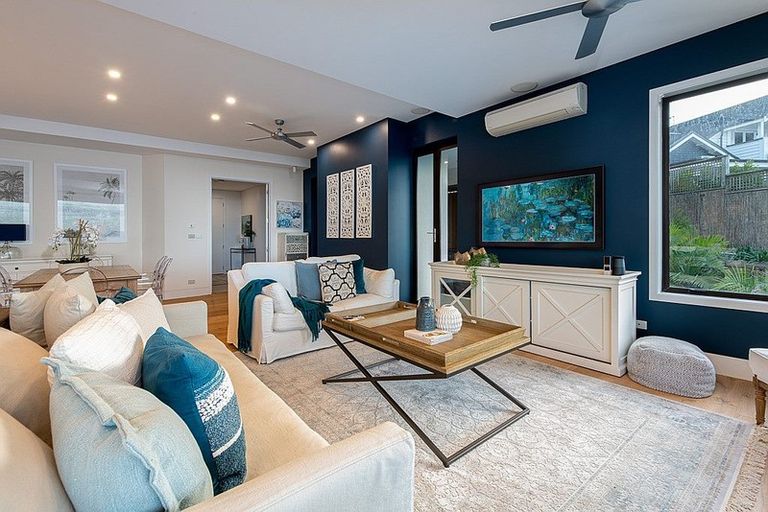 Photo of property in 2/214a Lake Road, Hauraki, Auckland, 0622