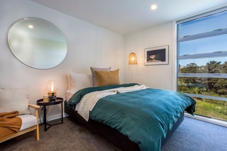 Photo of property in 8b Huka Road, Birkenhead, Auckland, 0626