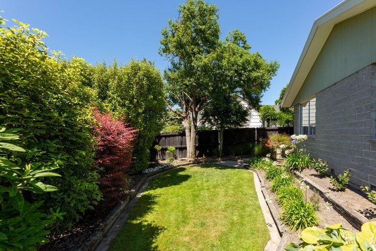 Photo of property in 52 Solomon Avenue, Redwood, Christchurch, 8051