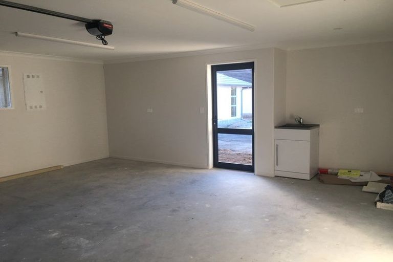 Photo of property in 1 Kuru Place, Papamoa, 3118